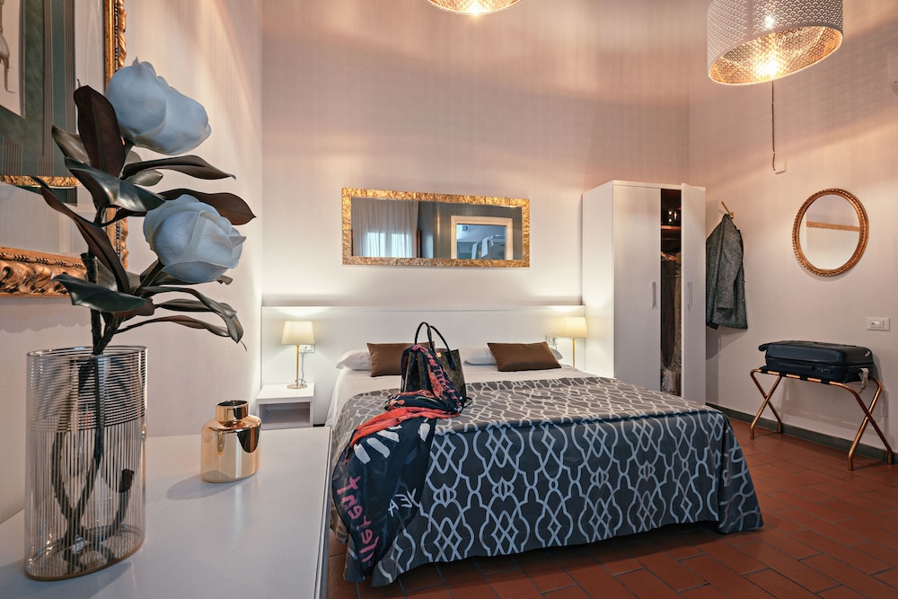 SETTE ANGELI ROOMS 28/72
