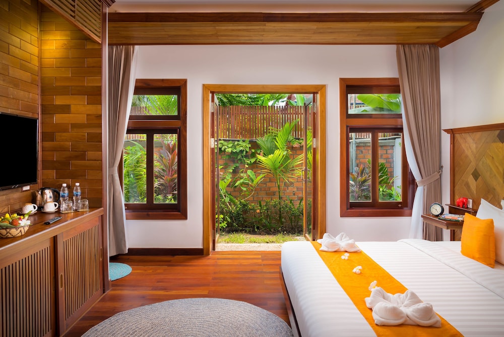 Khmer House Resort 7/50
