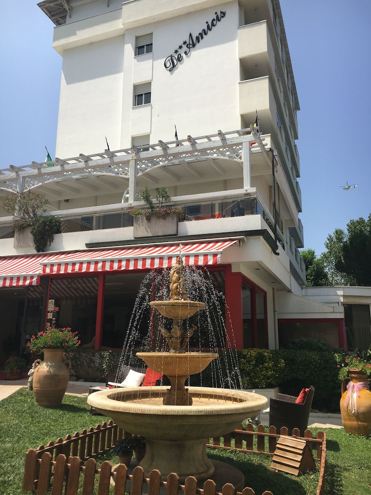 Hotel De Amicis 2/53