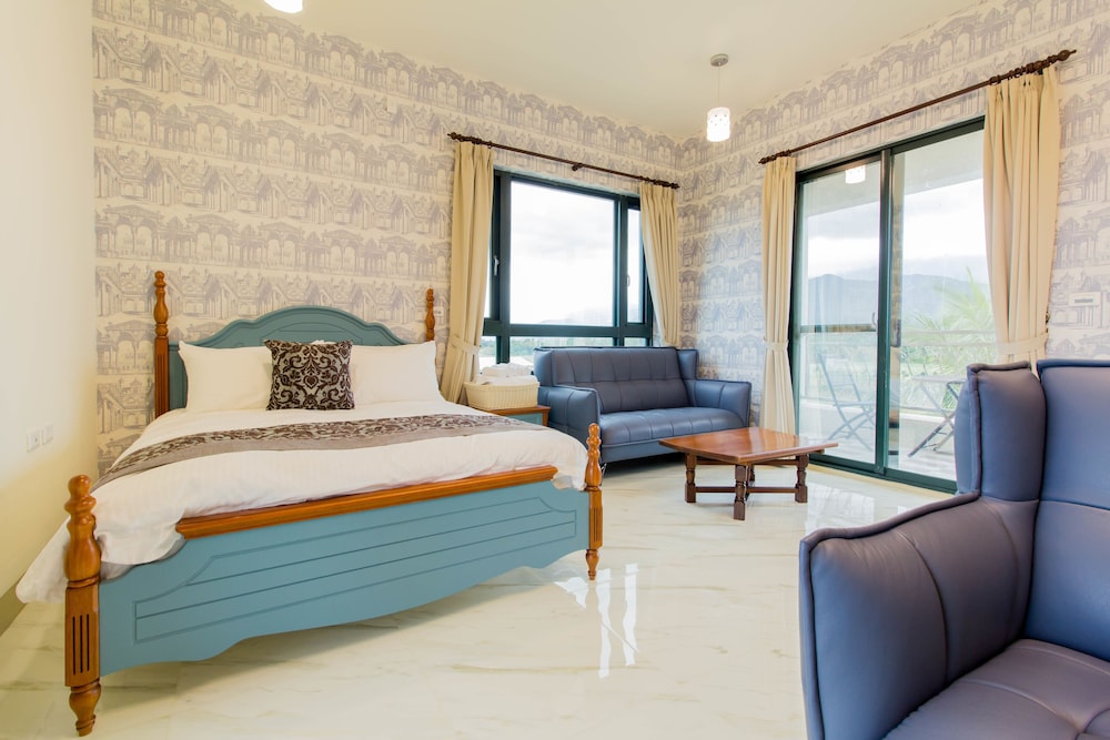 Shan Hai B&B 4/43