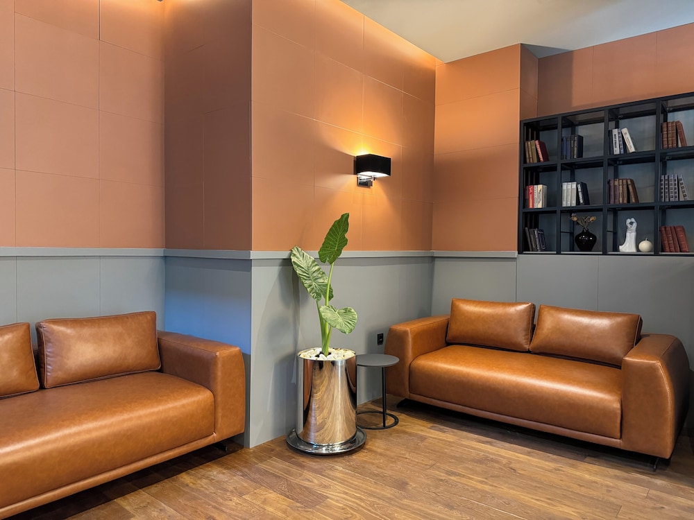 Tbilisi Edition Design Hotel 43/68