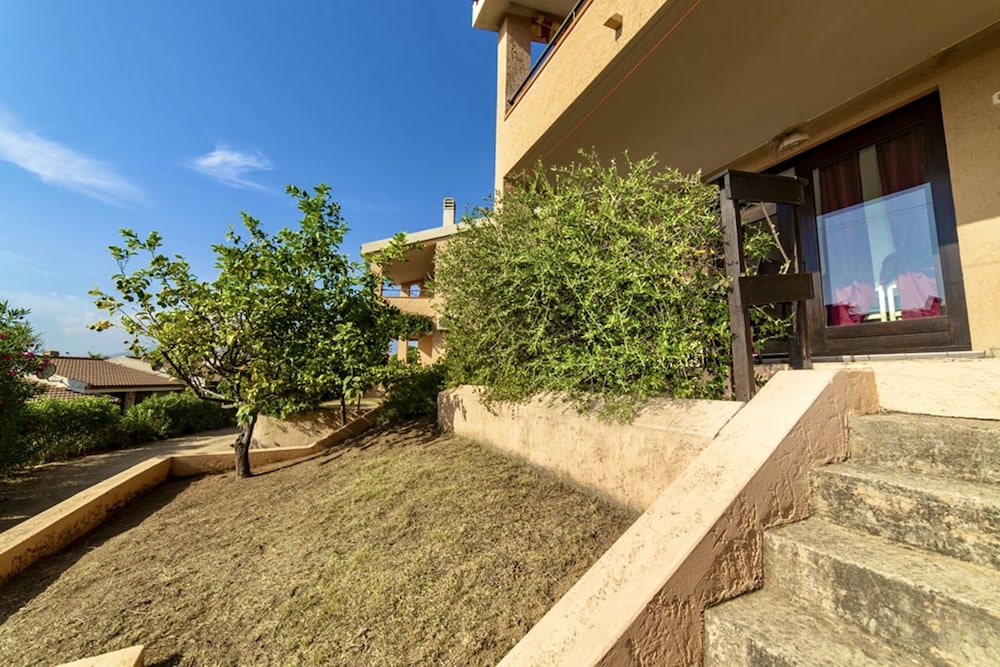 Villaggio Porto Corallo 48/50