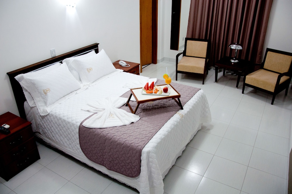 Roari Hotel 15/43