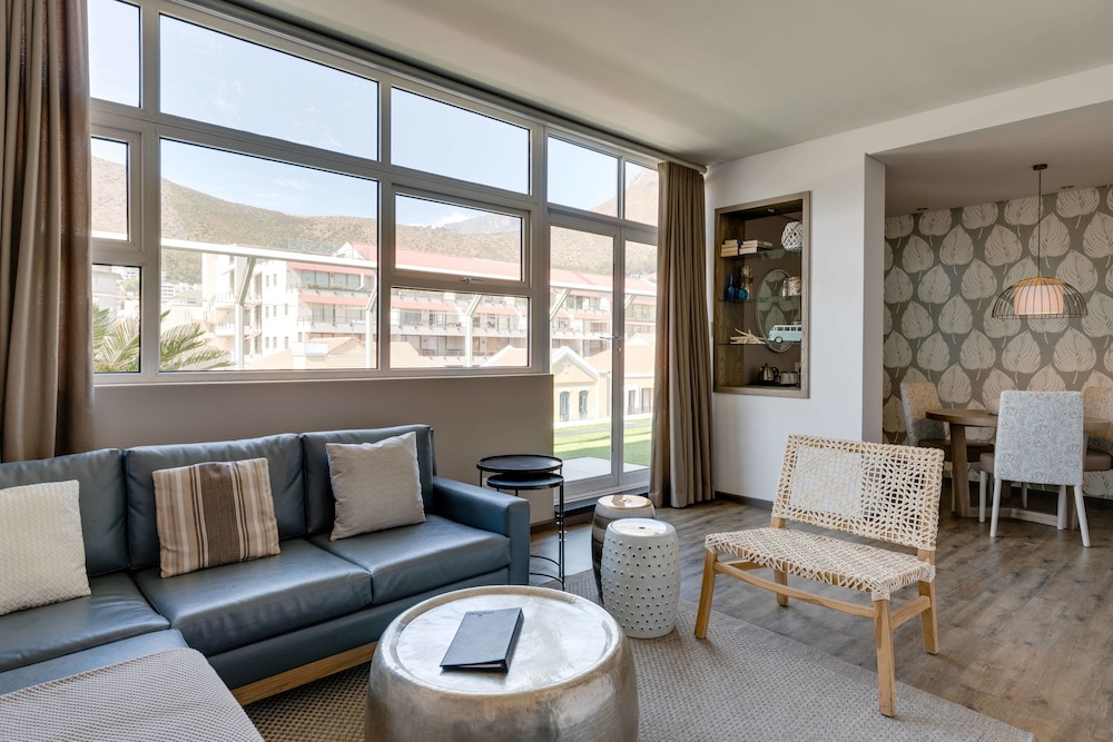Protea Hotel by Marriott Cape Town Sea Point 31/38