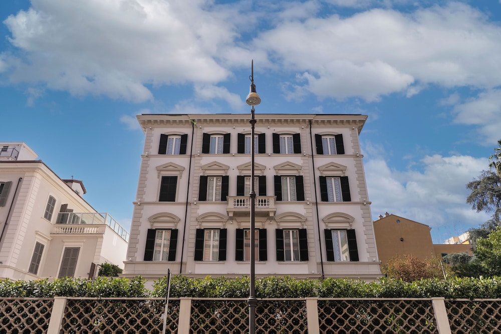 The Spotlight Boutique Hotel 3/49