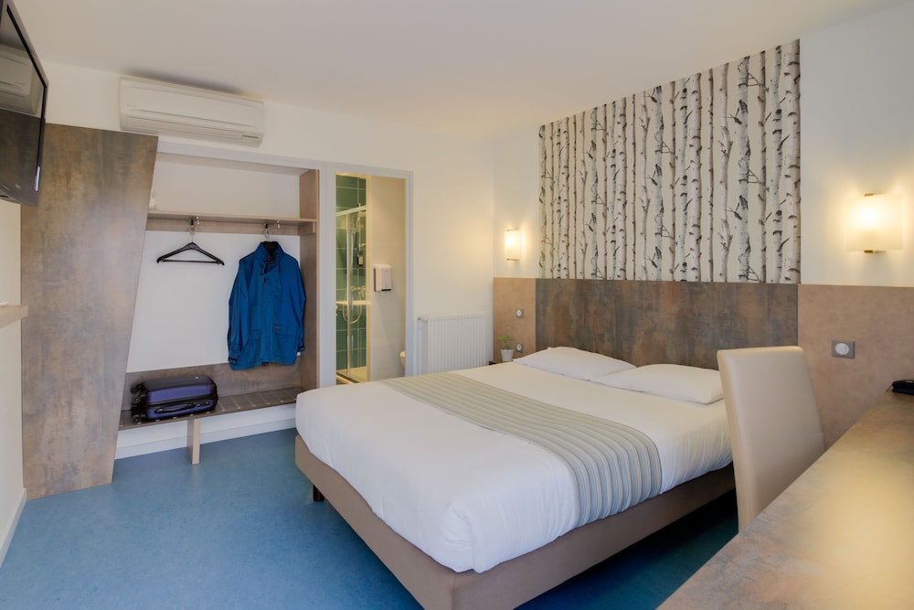 Brit Hotel Hermes 10/42