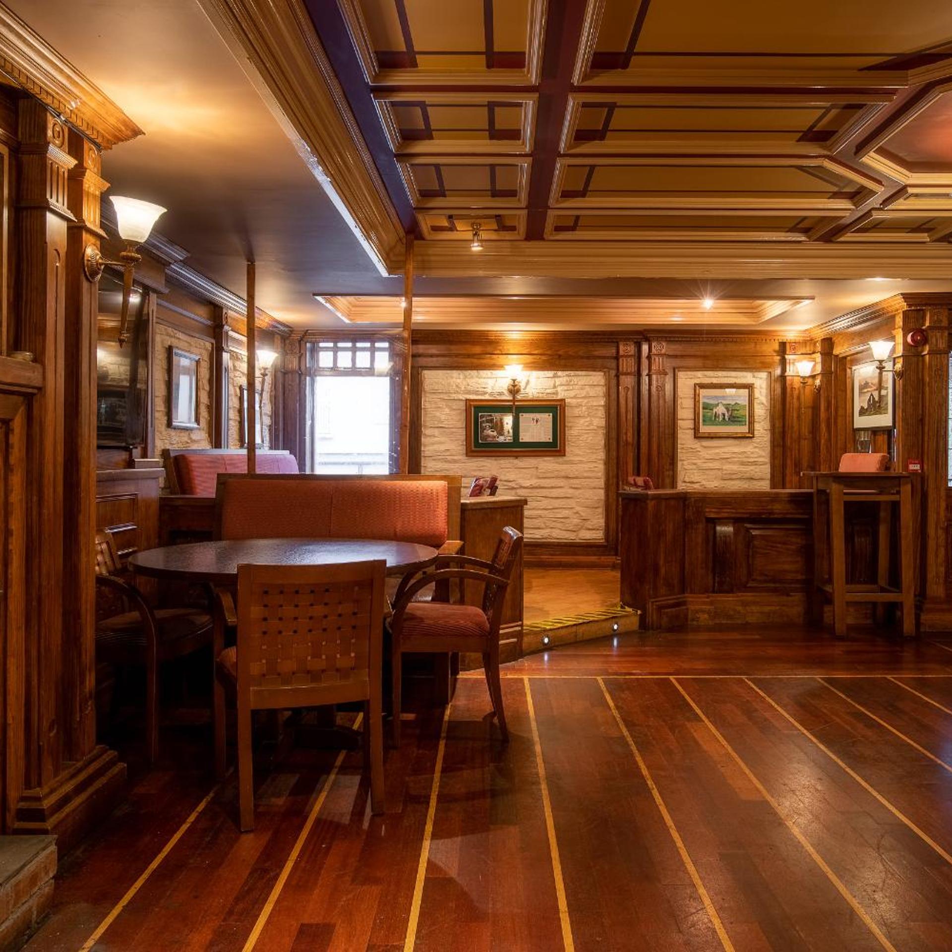 Ceann Sibeal Hotel 43/50