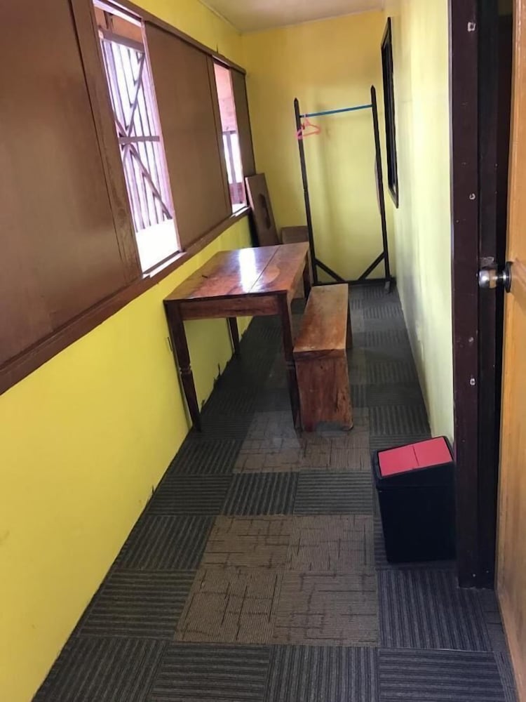 Luis Bay Travellers Lodge Coron 25/33