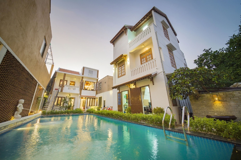 Green Grapefruit Villa 3/49