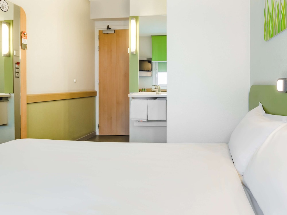 Ibis Budget Warszawa Reduta 15/54