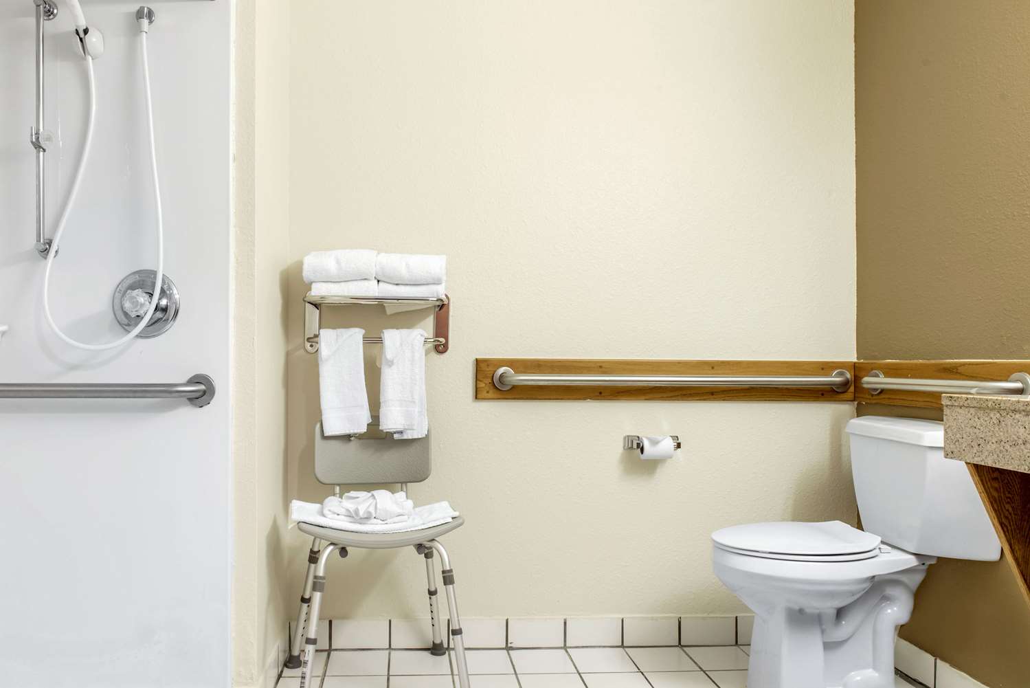 Quality Inn Noblesville - Indianapolis 28/28