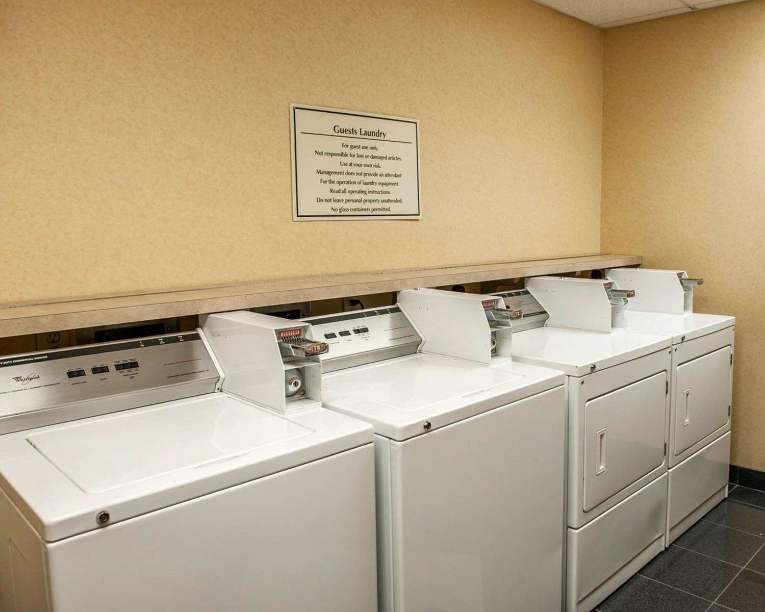 Comfort Suites near Indianapolis Airport 51/51