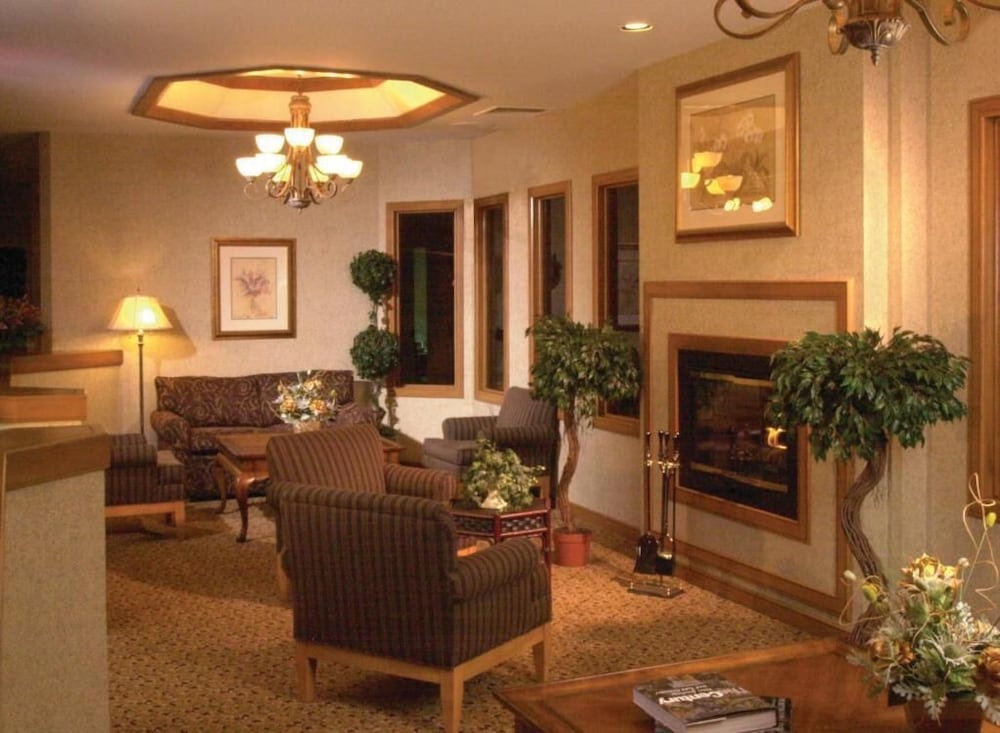 Endeavor Inn & Suites, Trademark Collection by Wyndham 35/55