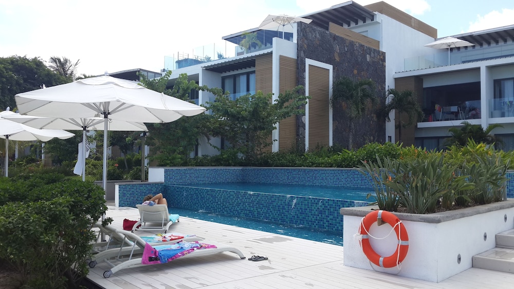 Villasun Seafront Apartment at Cap Ouest 24/29