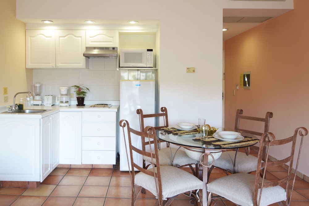 Hotel And Suites Las Palmas Los Cabos 52/68