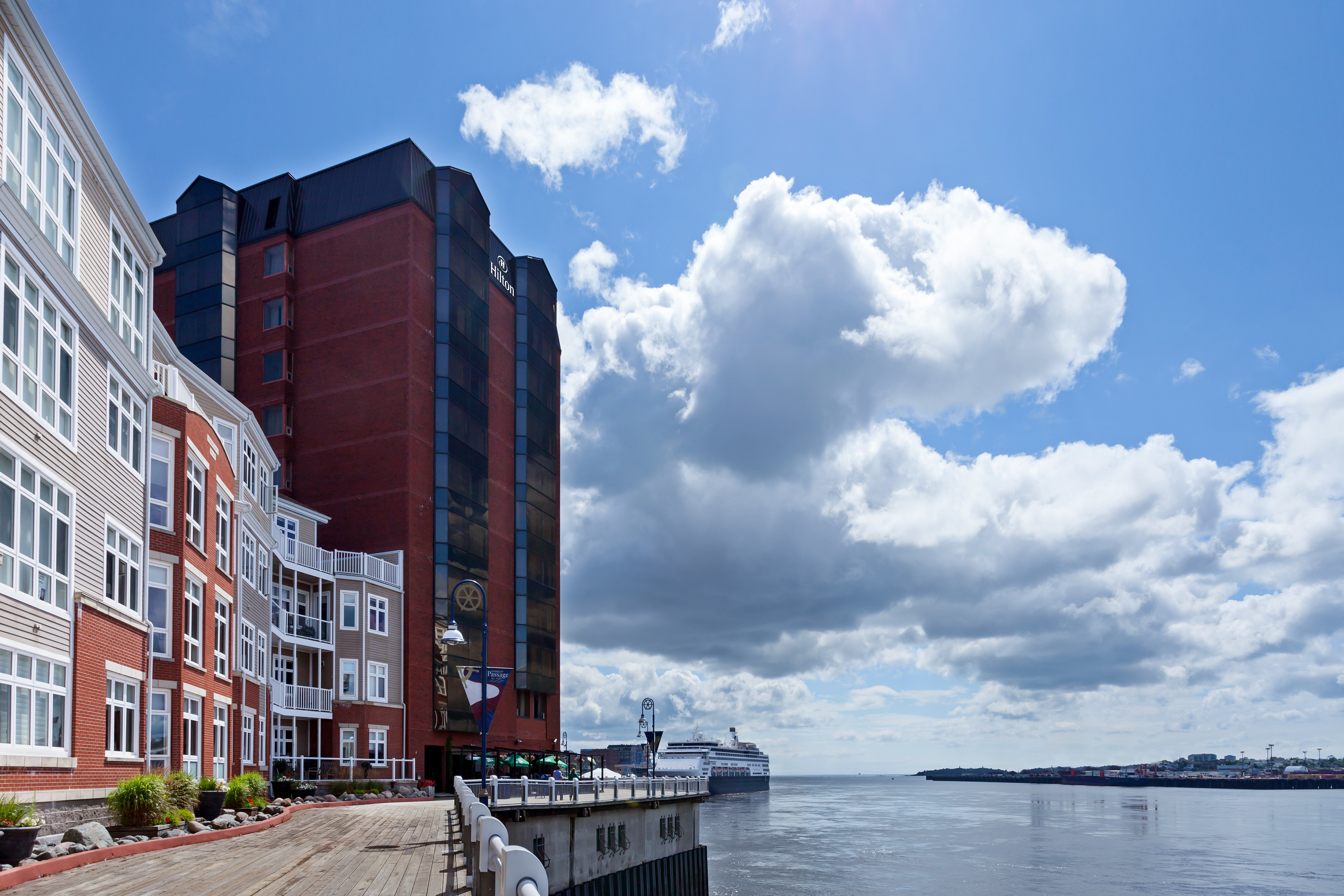 Hilton Saint John 70/72