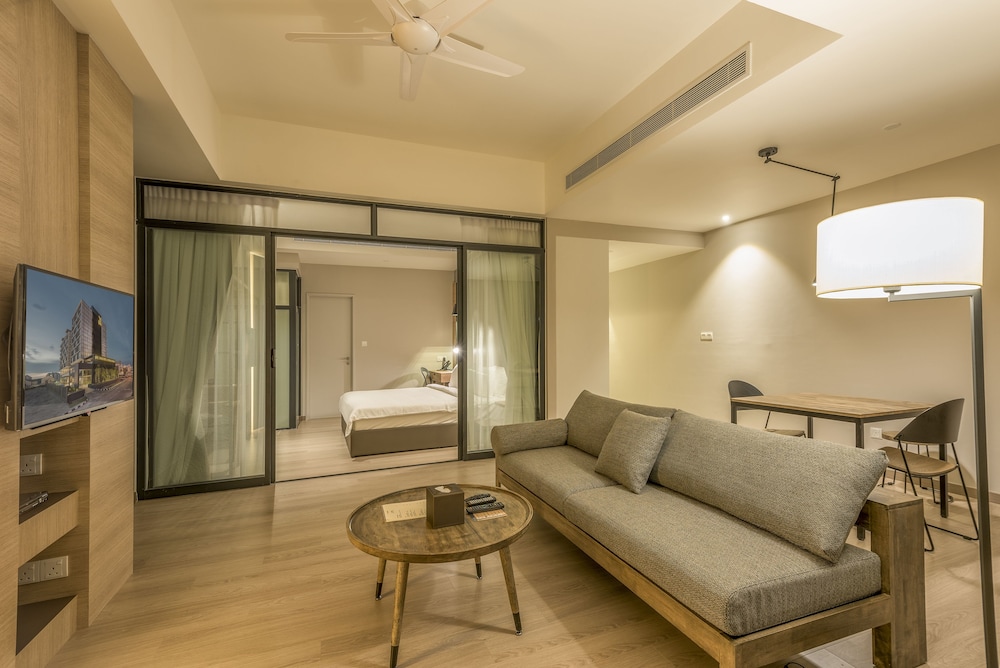 Jinhold Hotel And Serviced Apartment 19/38