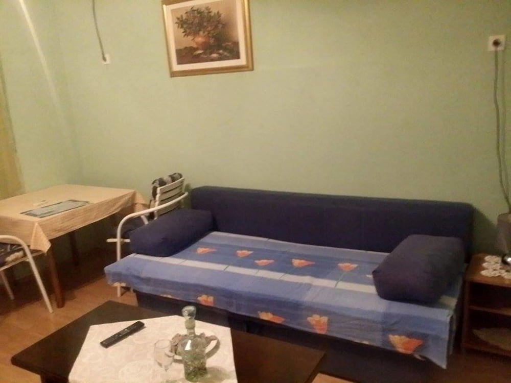 Villa Angela 57/80