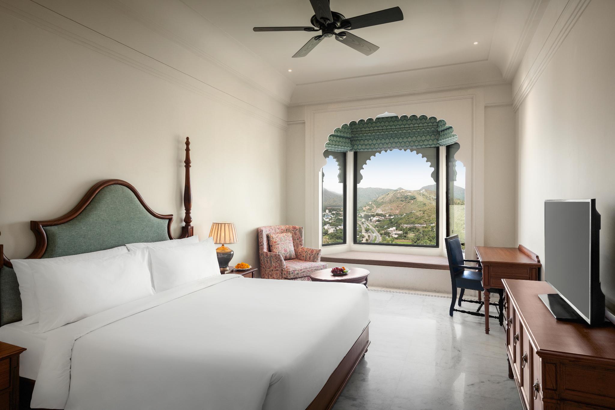 Room, Double Bed, Valley View