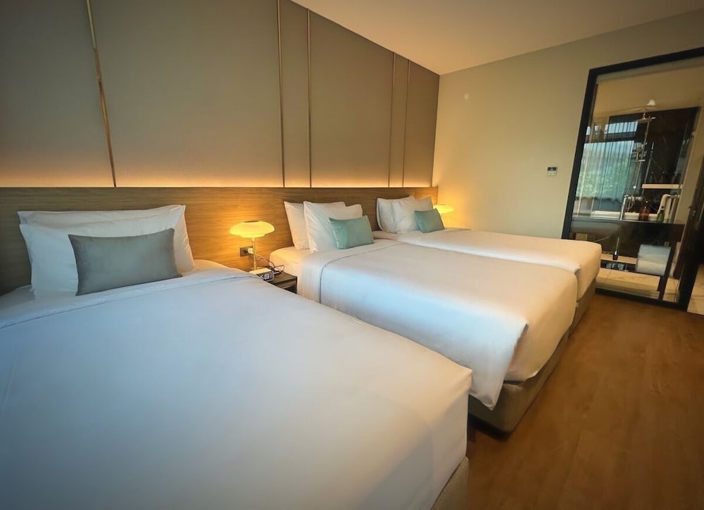 SAM E Hotel Bangkok Sathorn 11/50