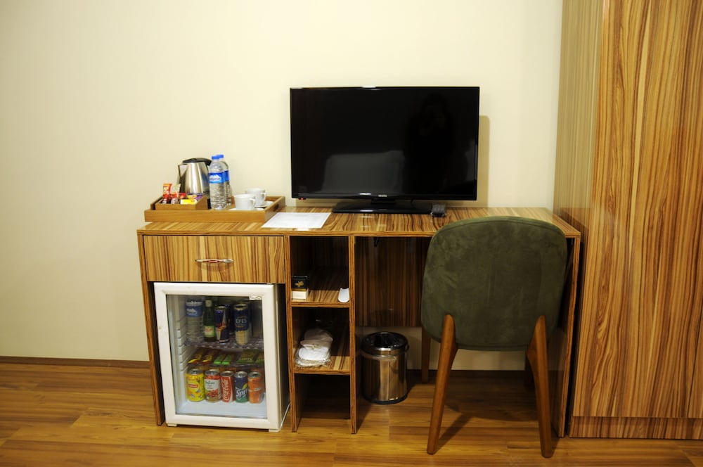 Tehran Boutique Hotel 38/48