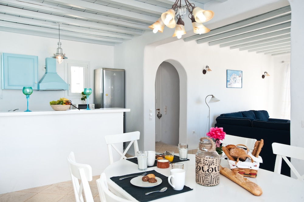 Sofia's Bungalows Mykonos 55/82