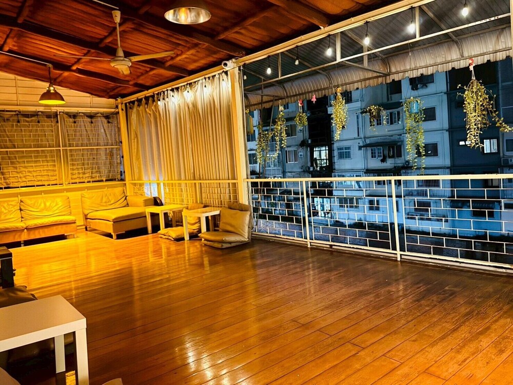Baan Nampetch Hostel 25/50