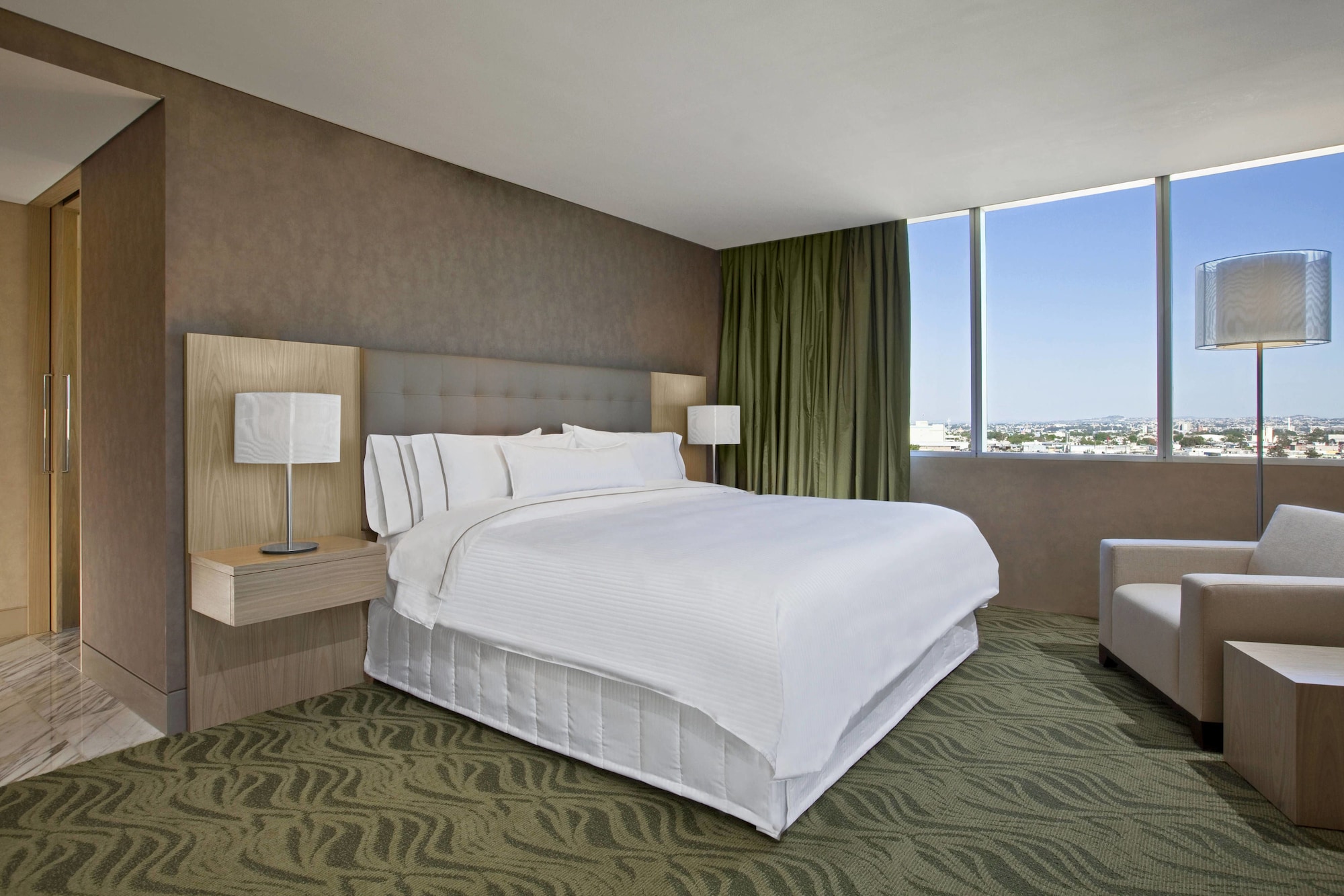 1 Bedroom, Junior Suite
