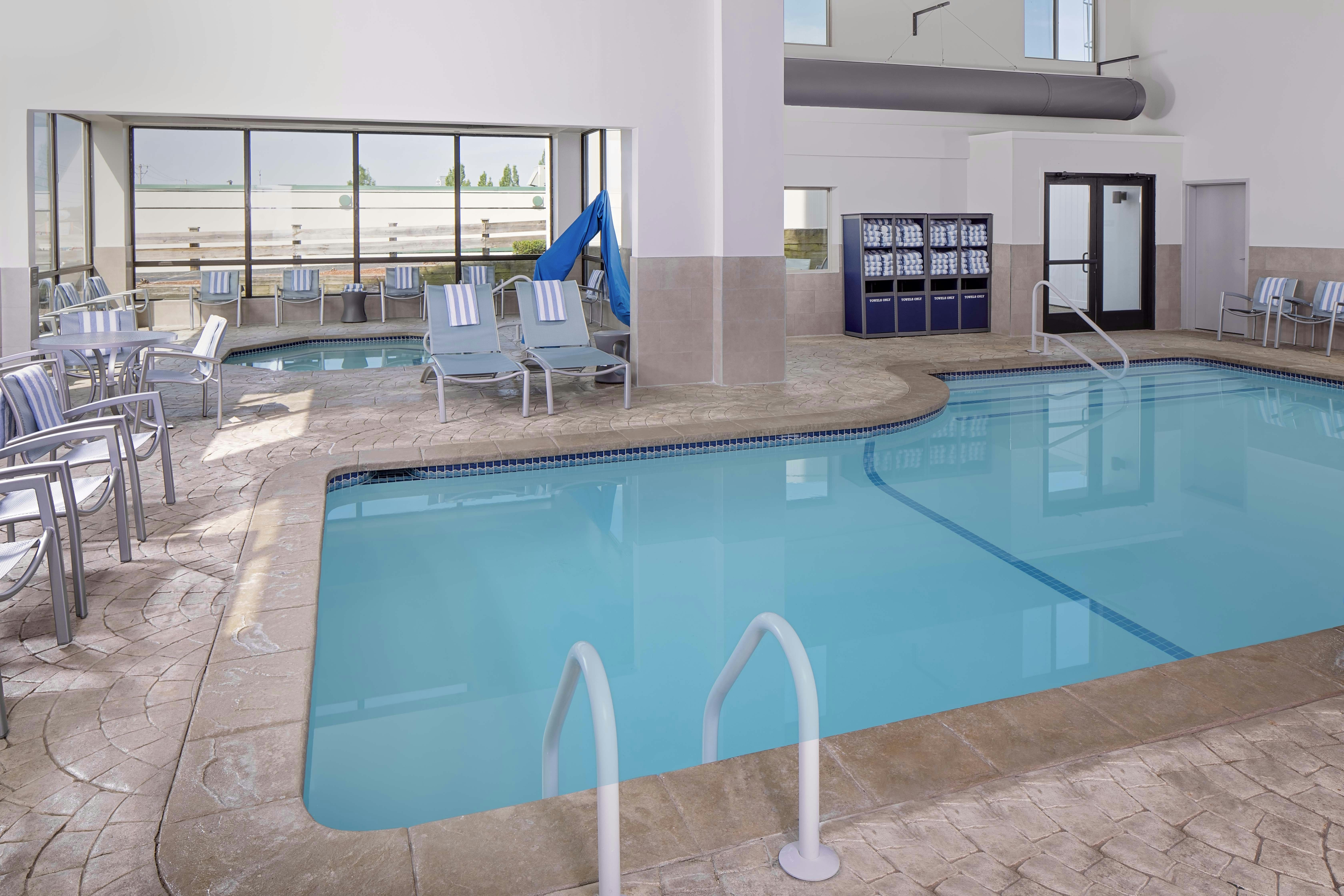 Embassy Suites by Hilton Boston Marlborough 21/57