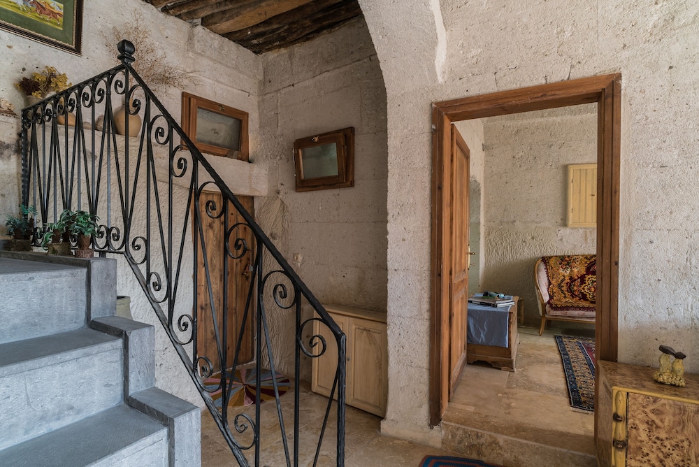 Atillas Cave Hotel 8/50