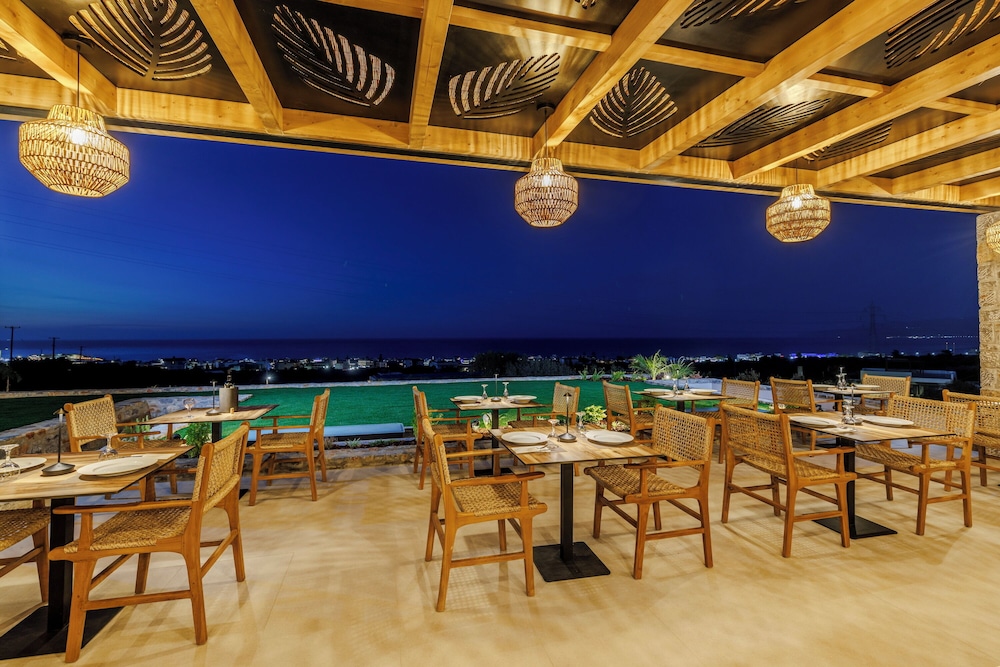 Deos Luxury Suites 34/50