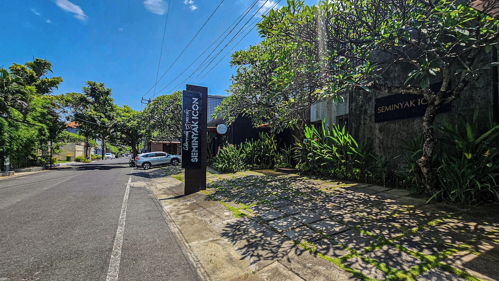 Seminyak Icon 60/70
