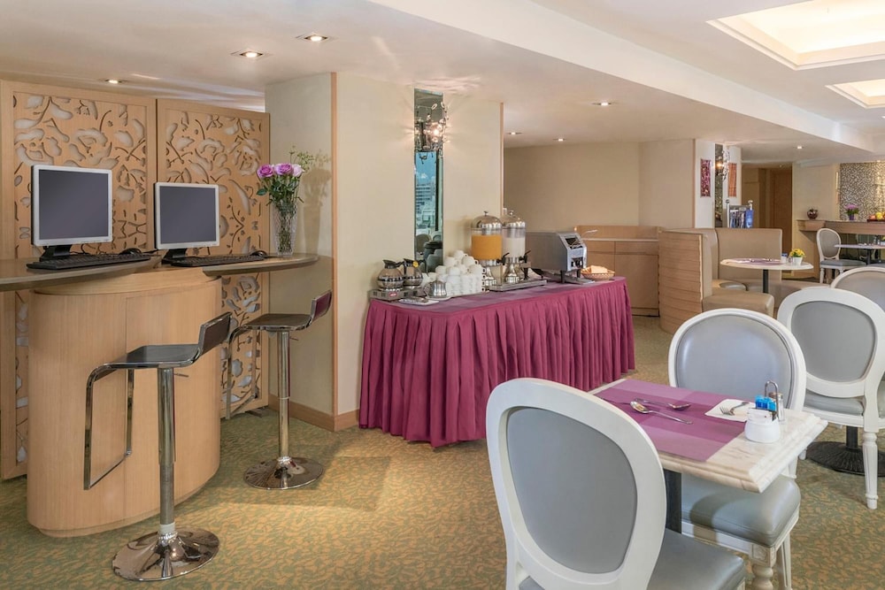 Silka Seaview Hotel 29/34