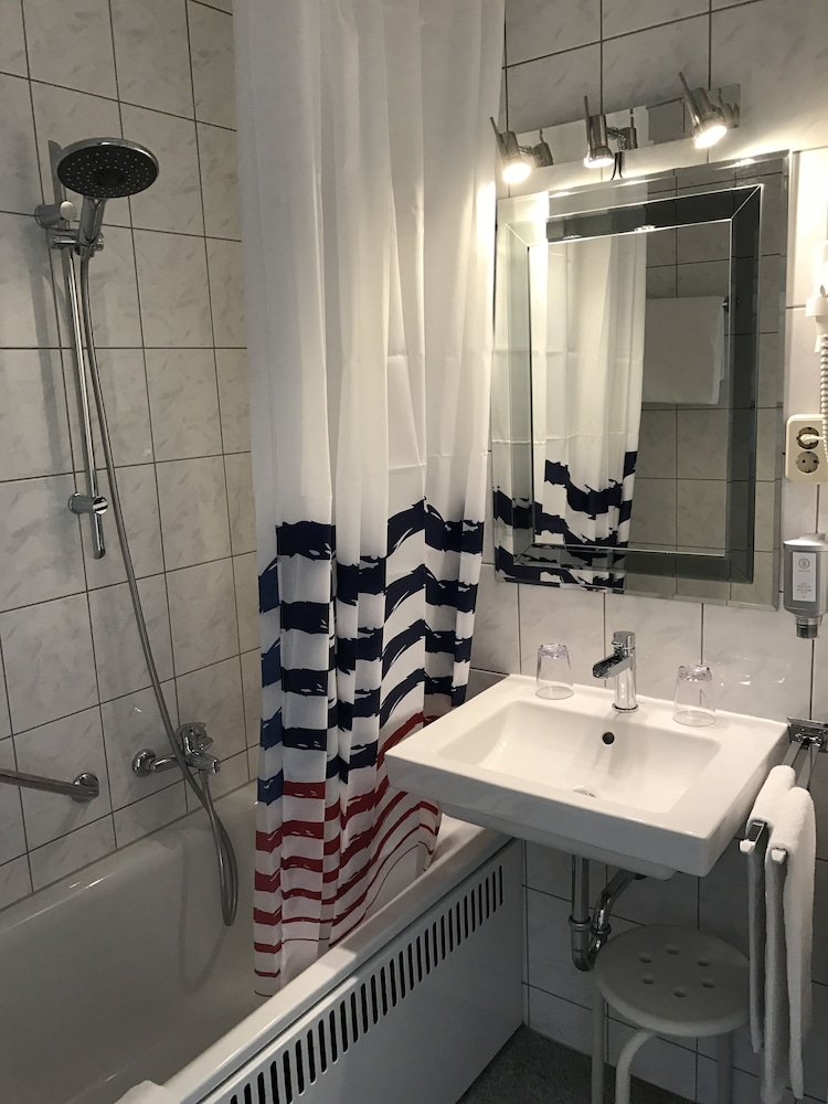 Hotel Nymphenburg City 72/72