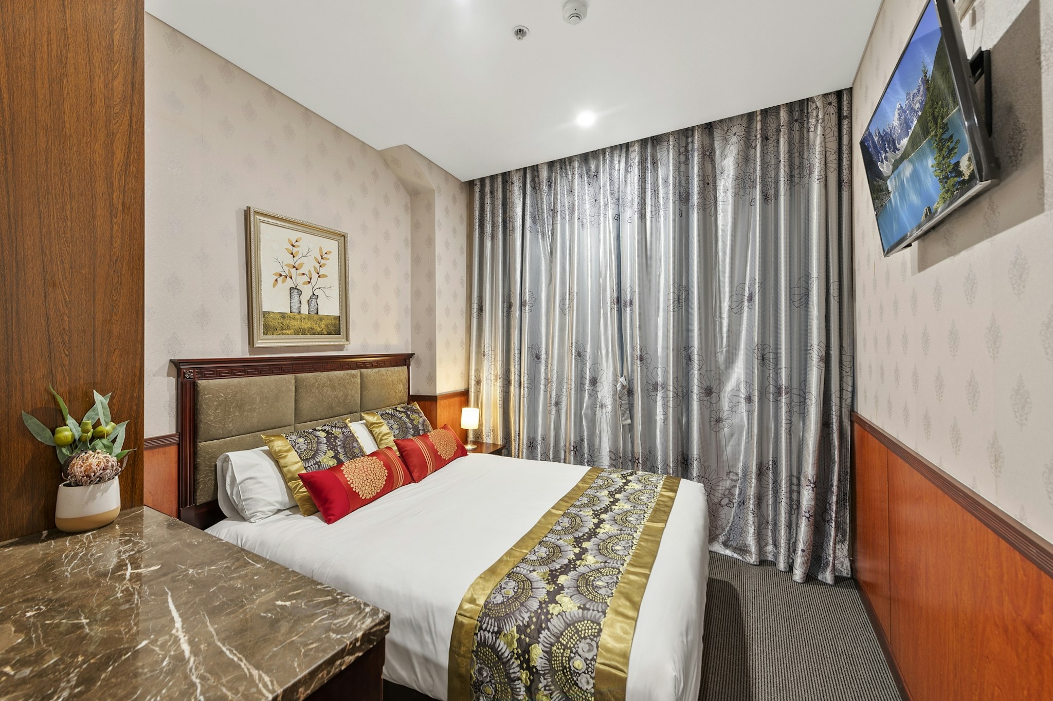 YEHS Hotel Sydney CBD 20/45