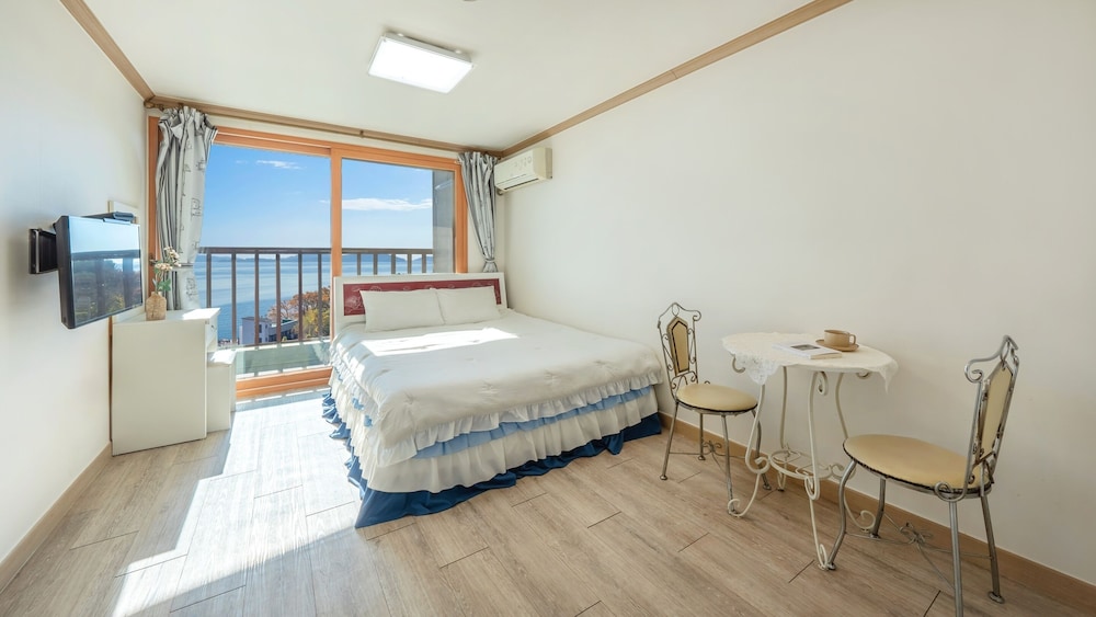 Ganghwa Sol Orum Pension 21/50
