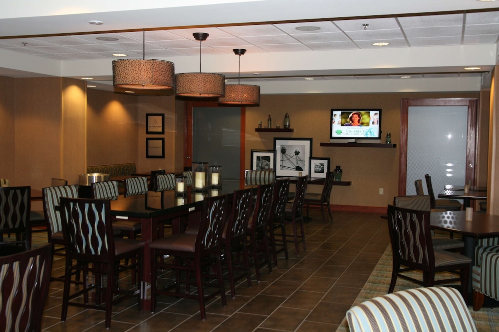 Hampton Inn Las Vegas North Speedway 32/44