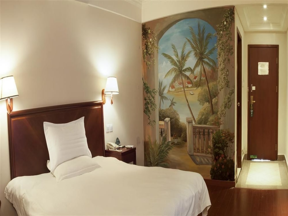 GreenTree Inn ShangHai SongJiang SongDong Hotel 19/48