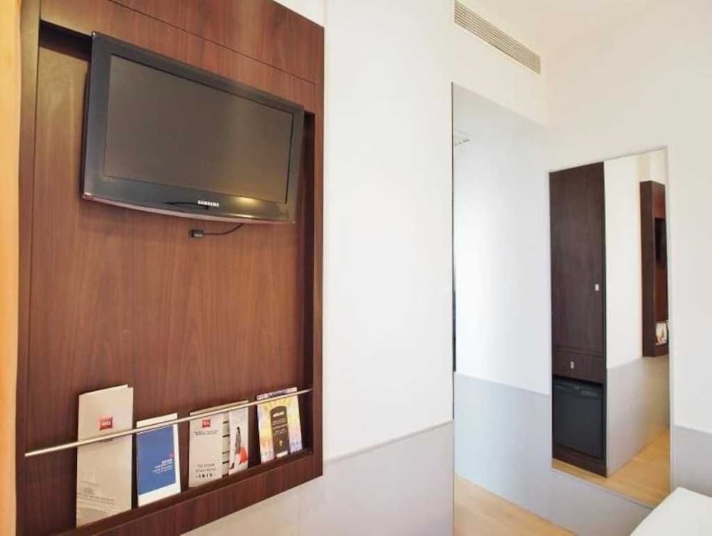 Ibis Hong Kong North Point 13/69