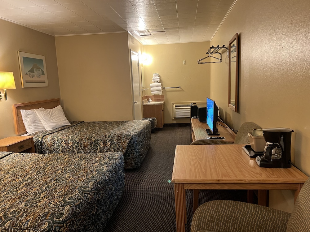 Silver Spur Motel 21/36