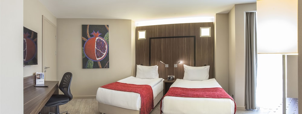 Ramada Encore by Wyndham Izmir 18/39