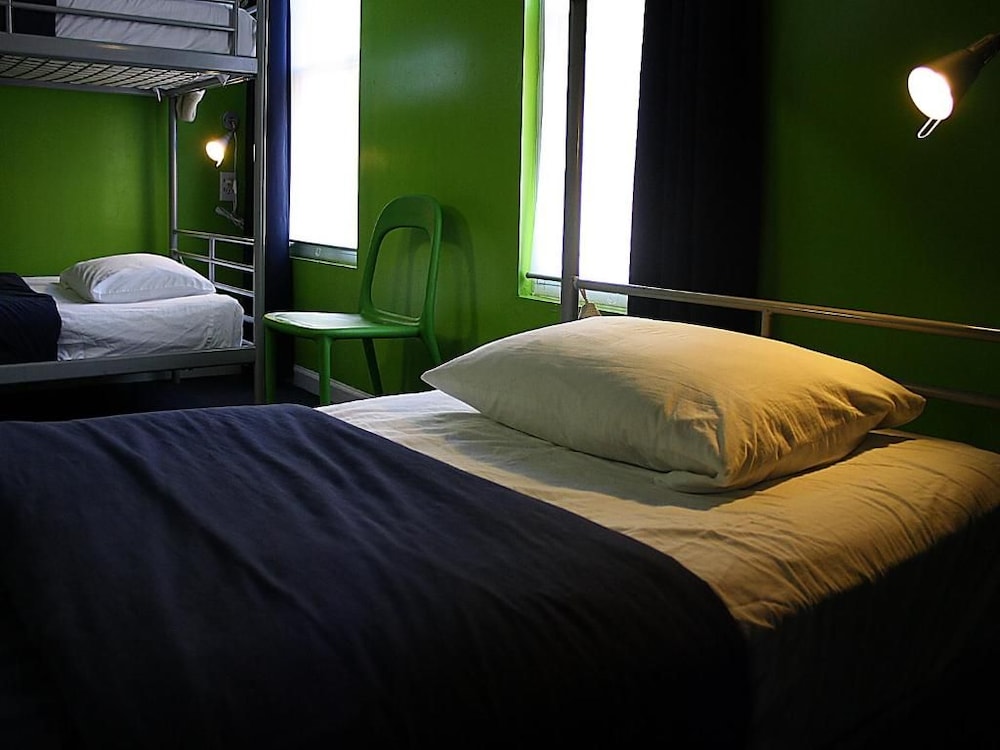 Apple Hostels Philadelphia 8/53