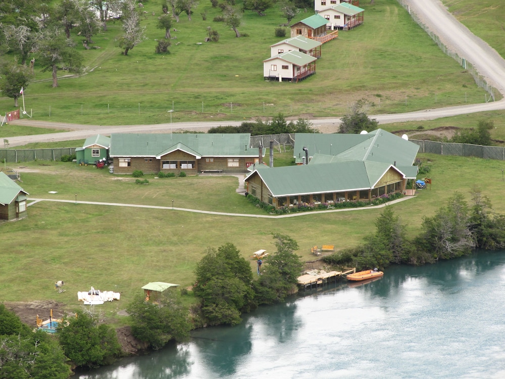 Hotel del Paine 36/41