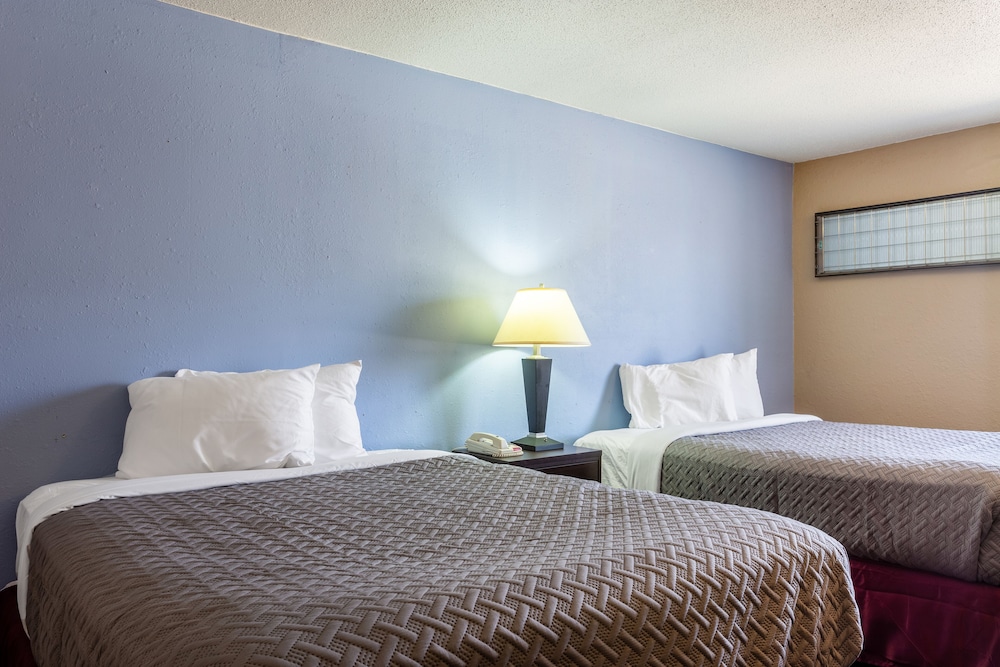 Motel6 Concordia, MO 12/31