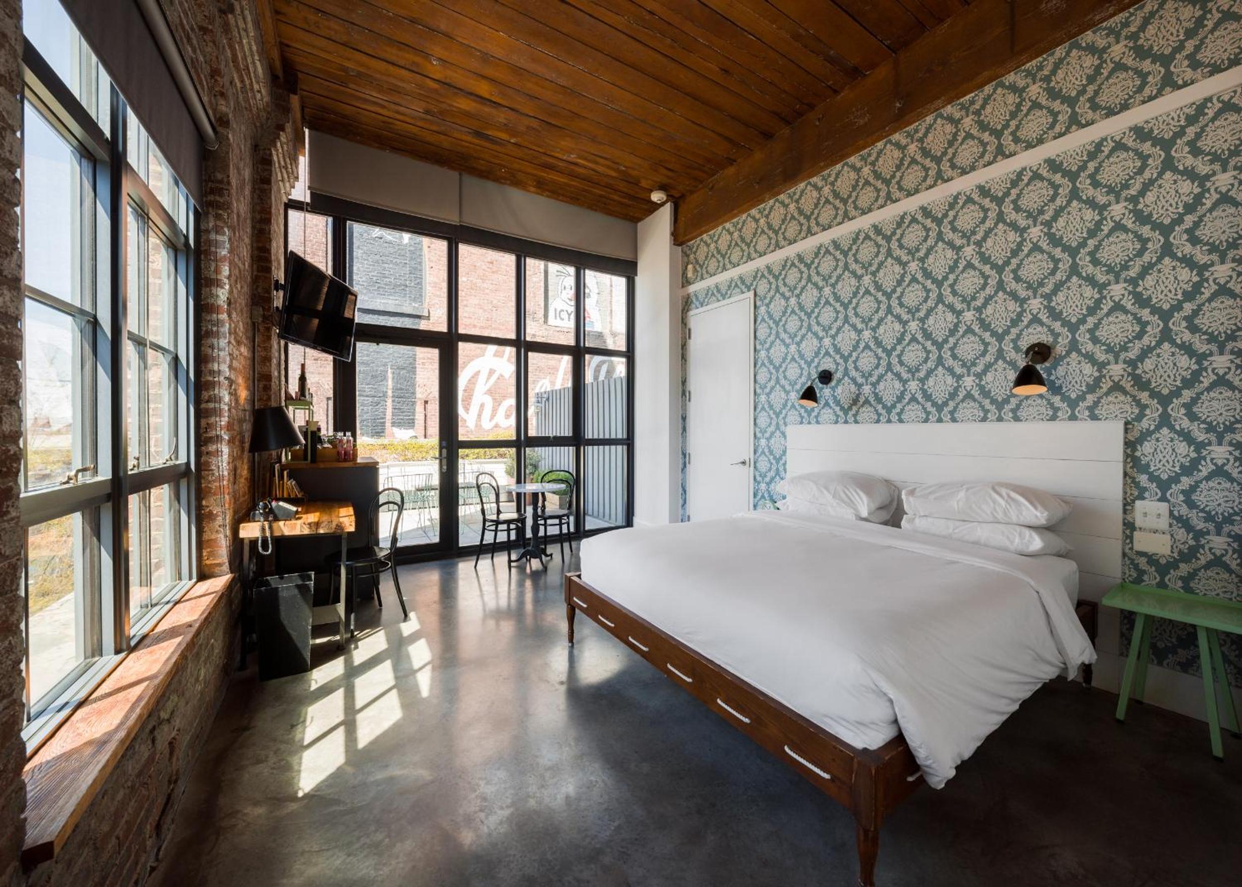 Brooklyn, Terrace، Wythe Hotel 3/7
