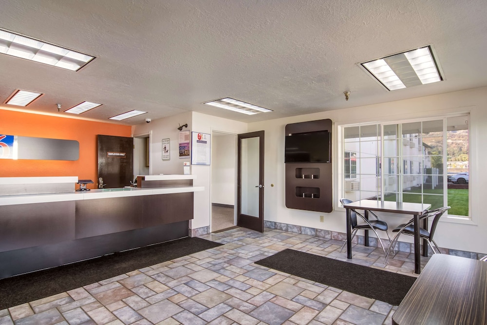 Motel6 The Dalles, OR 10/41