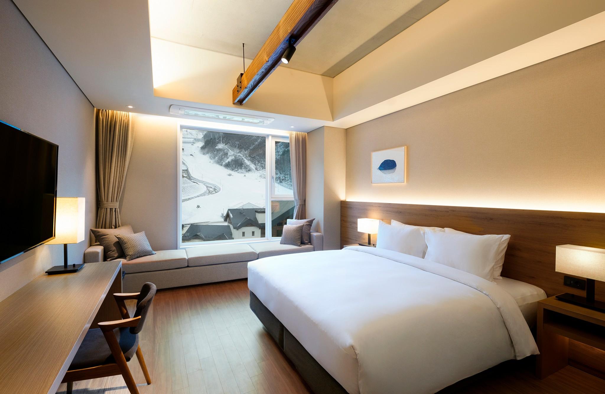 Aqua, Wellness Club, Sugam, King Bed
