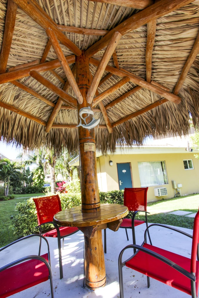 Oceans Beach Resort Suites 44/67