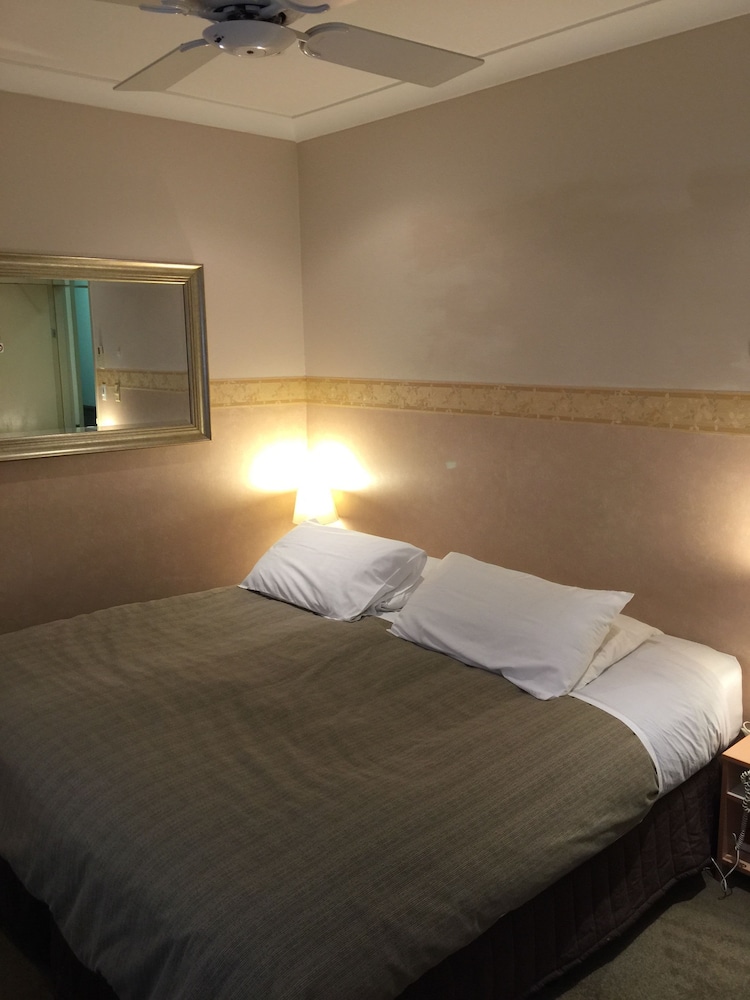 Hotel 59 14/61