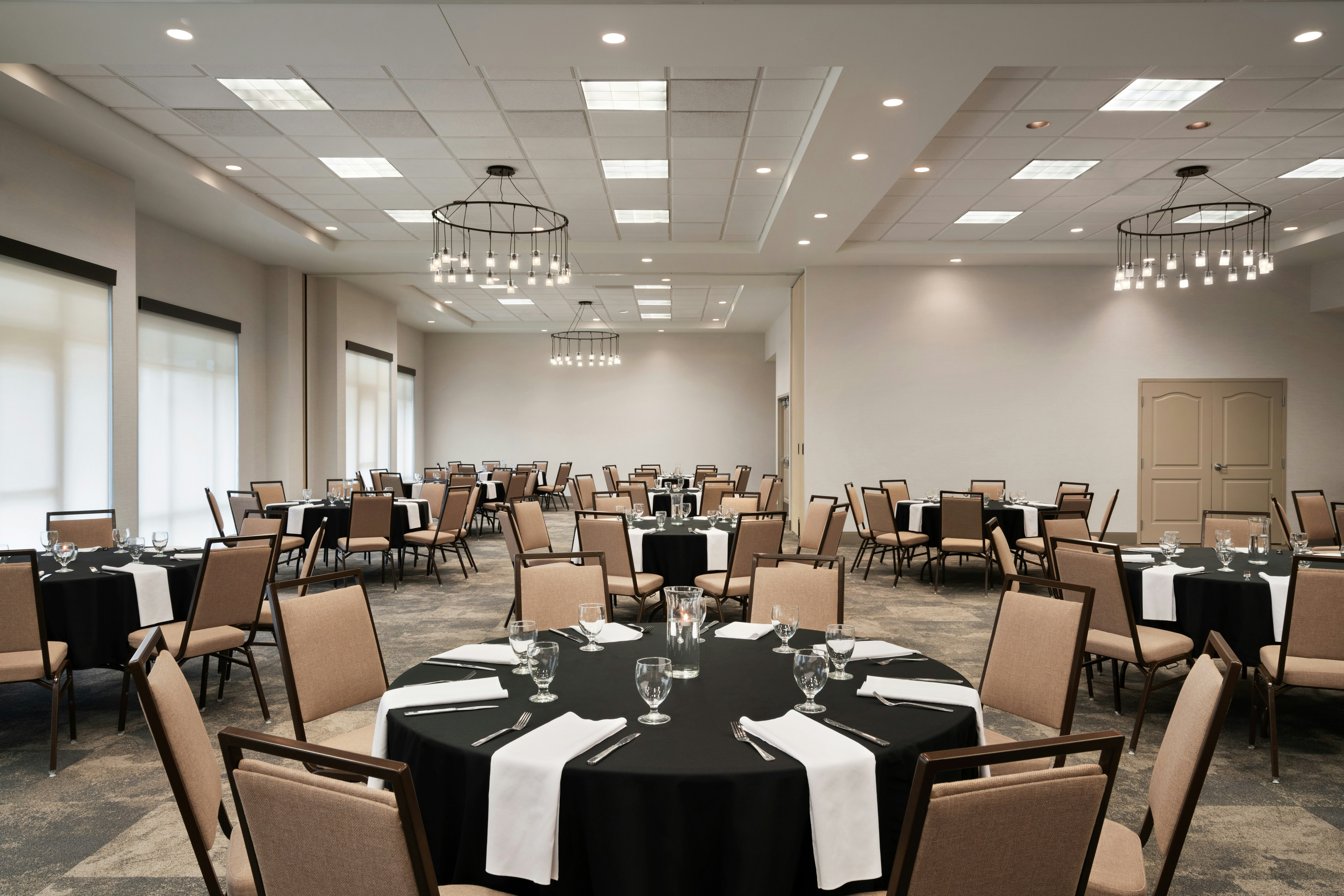 Hilton Garden Inn Charlotte Ayrsley 40/44